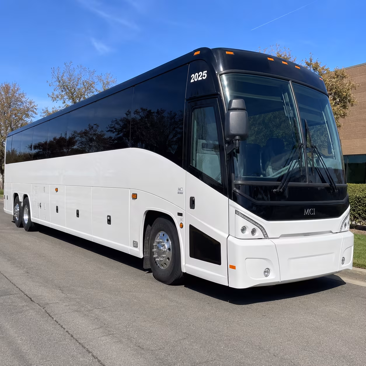 charter buses to ontario convention center corporate events
